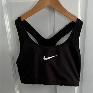 Nike Women's Black Dry-Fit Sports Bra Size Medium